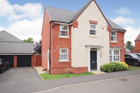View Full Details for Rose Tree Close, Moulton, NORTHAMPTON