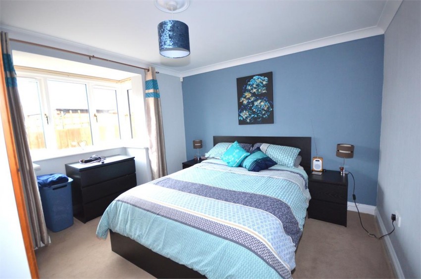 Images for Park Close, Earls Barton