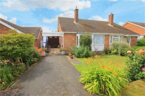 View Full Details for 23 Blacksmiths Way, Hartwell, NORTHAMPTON