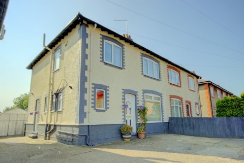 View Full Details for Saxon Street, Northampton