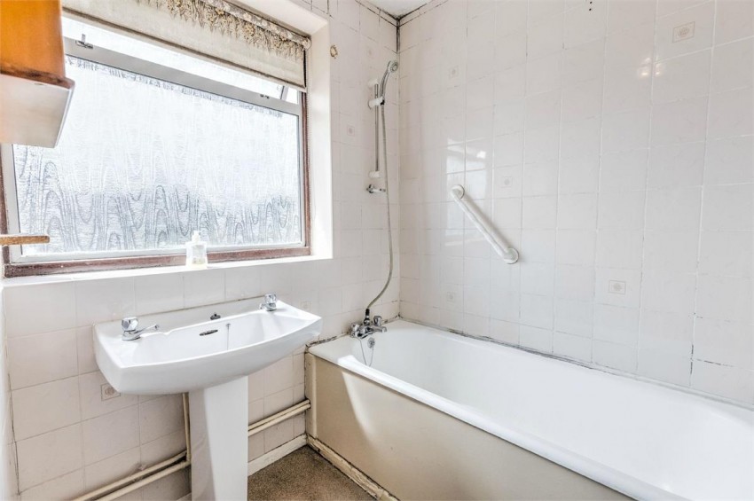 Images for Bridgewater Drive, Abington Vale