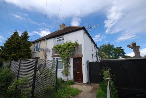 View Full Details for St Peters Gardens, Weston Favell, NORTHAMPTON