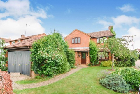 View Full Details for Swallow Close, East Hunsbury, Northampton