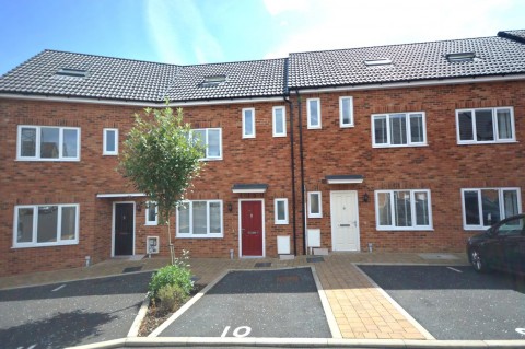 View Full Details for Bowlers Yard, Earls Barton, Northampton