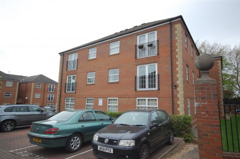 View Full Details for St Bartholomews House, Latymer Court, Northampton