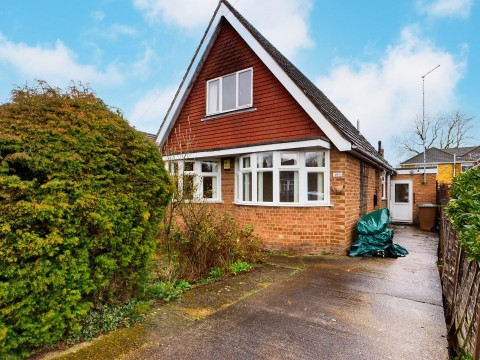 View Full Details for Woodland Avenue, Overstone, Northampton