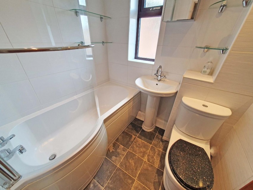 Images for Weaver Drive, Long Lawford, Rugby
