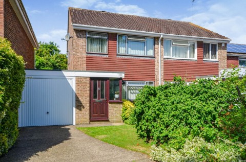 View Full Details for Beech Close, Bugbrooke, Northampton