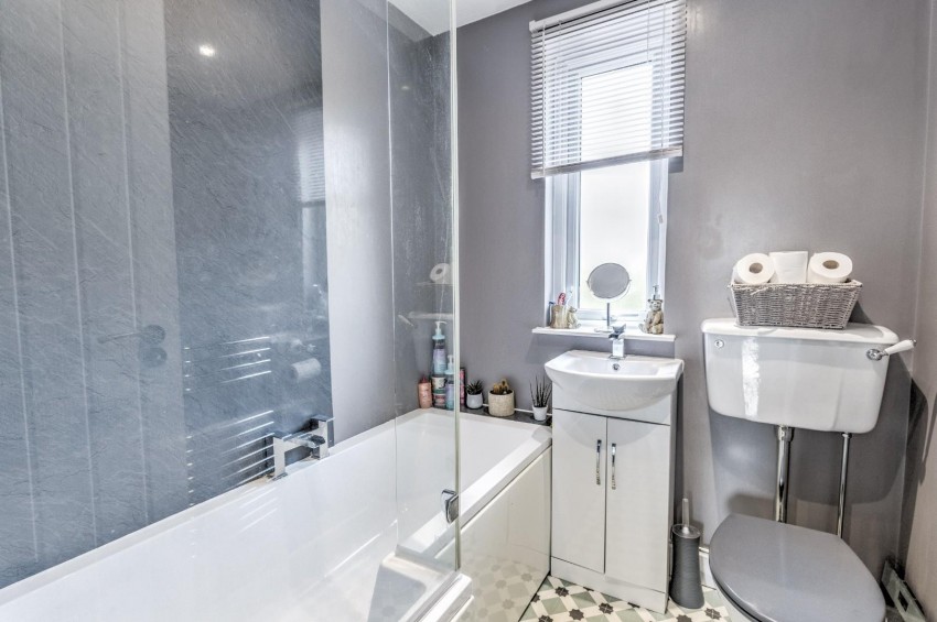 Images for Lorraine Crescent, Northampton