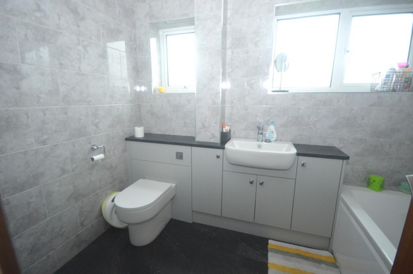Images for Park Street, Earls Barton, Northampton