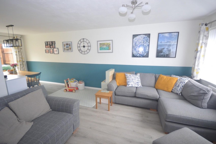 Images for Dowthorpe Hill, Earls Barton, Northampton