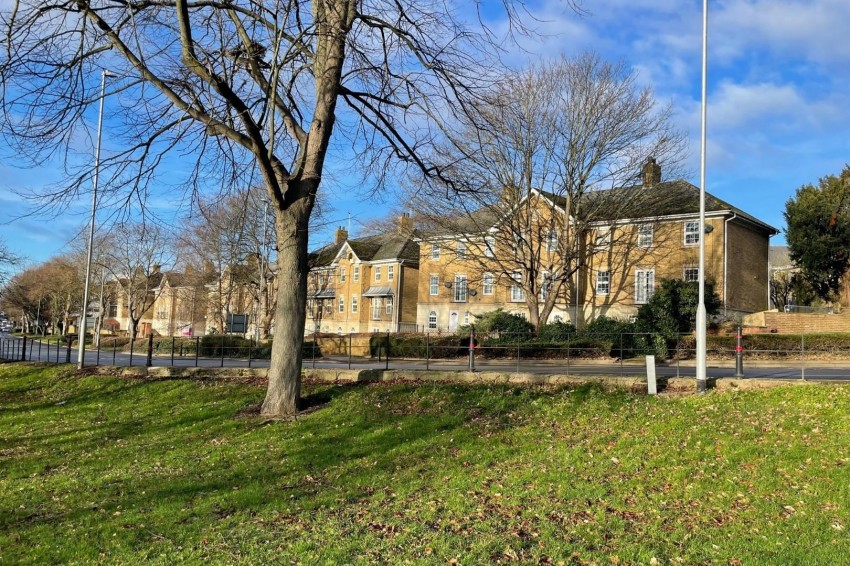 Images for Scholars Court, Town Centre
