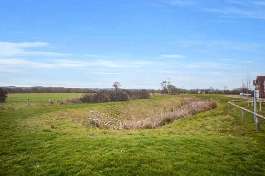 Images for Thorpe Road, Earls Barton, Northampton
