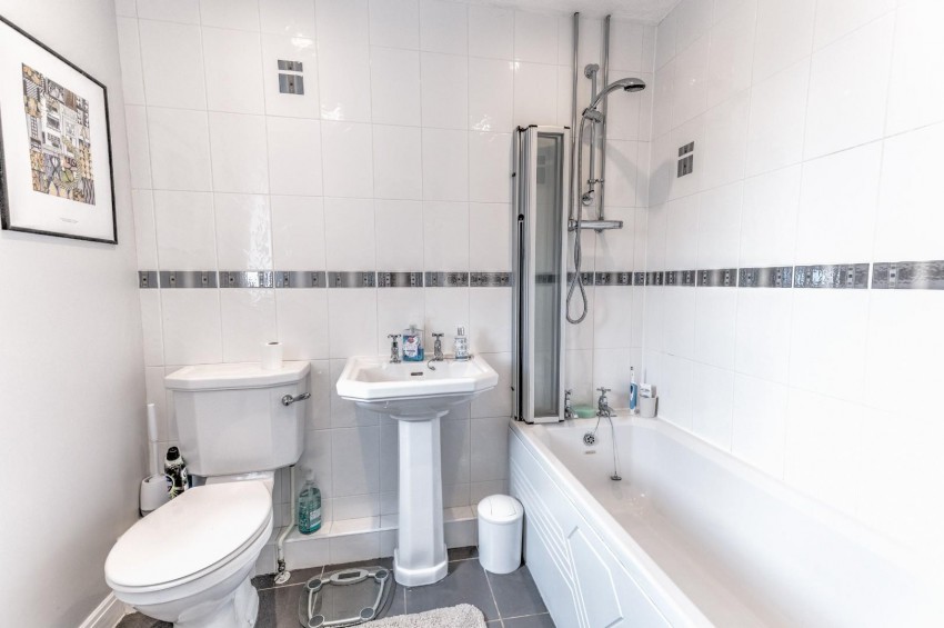 Images for Aviemore Gardens, West Hunsbury