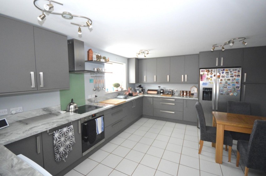 Images for Shoemakers Close, Earls Barton, Northampton