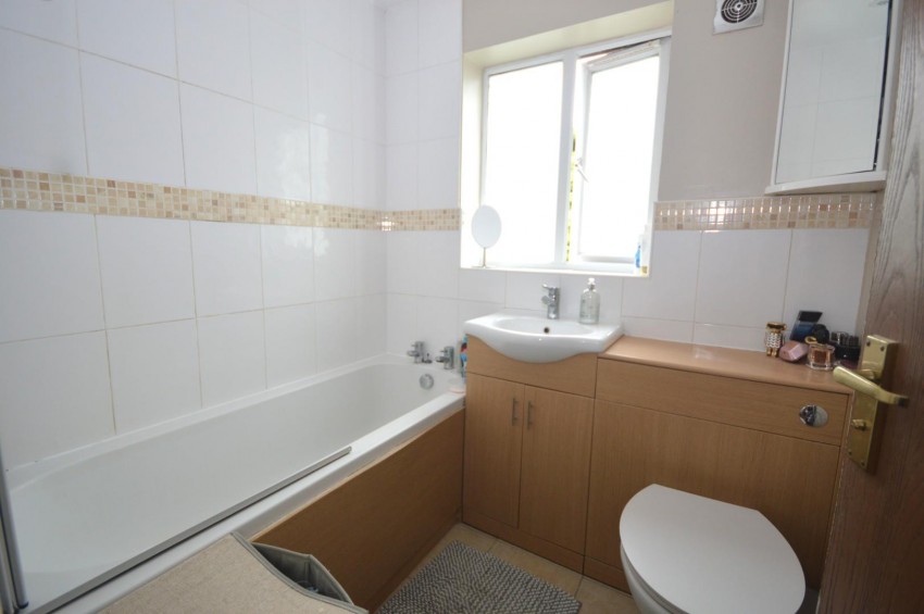 Images for Compton Way, Earls Barton, Northampton