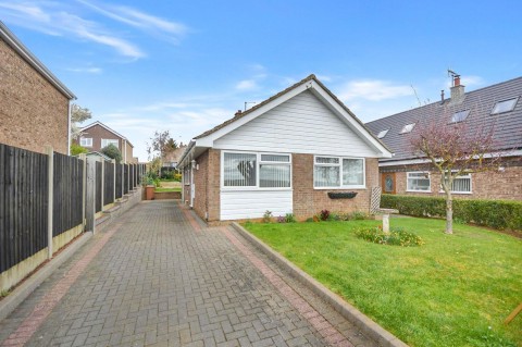 View Full Details for Clare Close, Earls Barton, Northampton