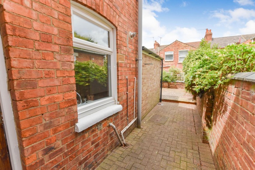 Images for Baker Street, Semilong, Northampton