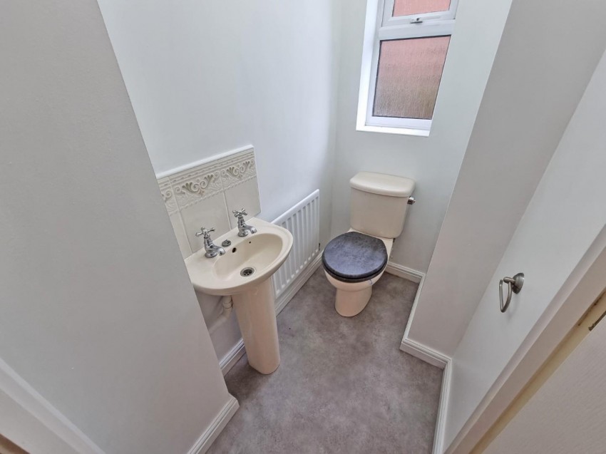 Images for Judith Way, Cawston, Rugby