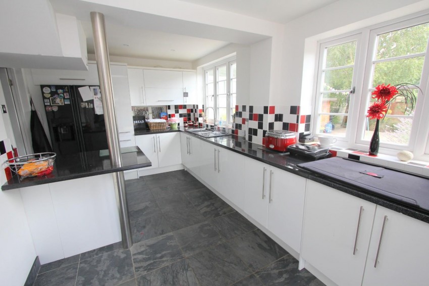 Images for Church Croft, Roade, Northampton