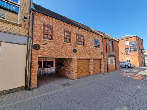 View Full Details for Drury Lane, RUGBY