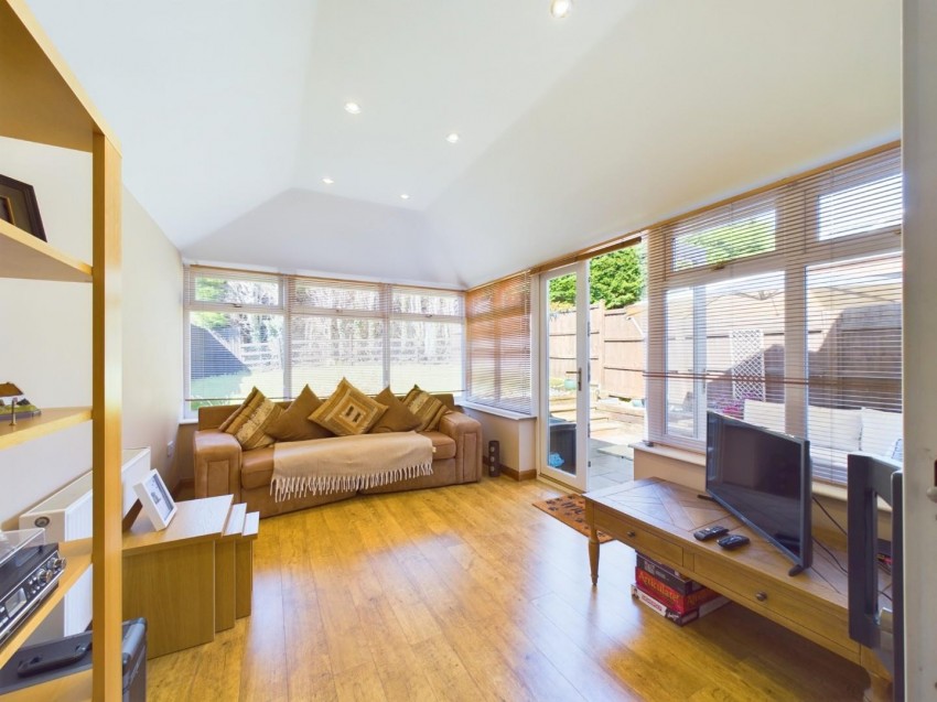 Images for Villagers Close, Wootton