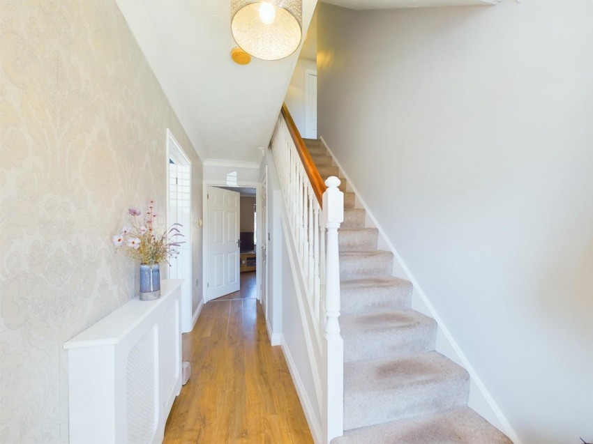 Images for Villagers Close, Wootton