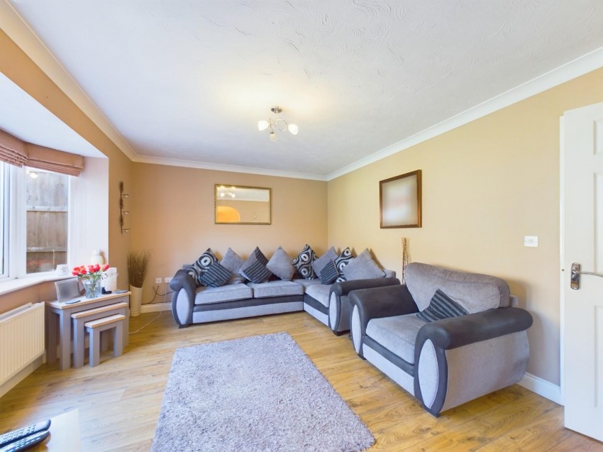 Images for Villagers Close, Wootton