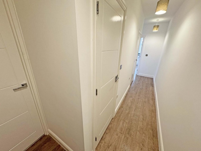 Images for Sandy House, Woodside Park, Rugby