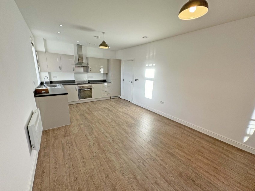 Images for Sandy House, Woodside Park, Rugby