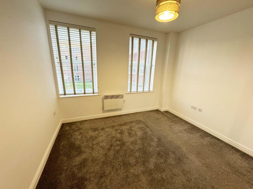 Images for Sandy House, Woodside Park, Rugby