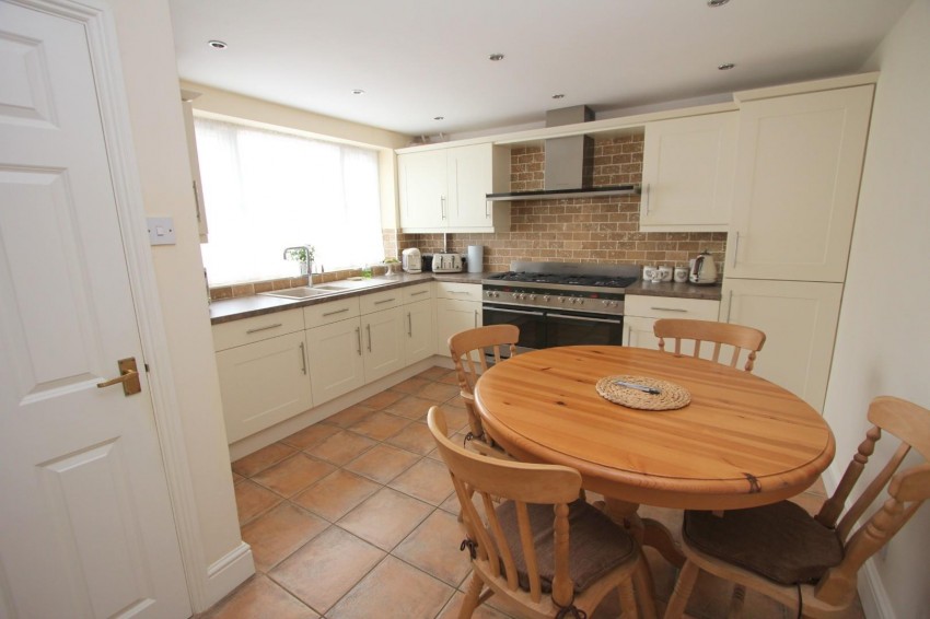 Images for Hoe Way, Roade, Northampton