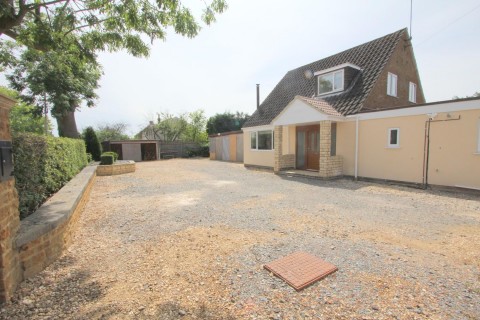 View Full Details for Ash Lane, Collingtree, NORTHAMPTON