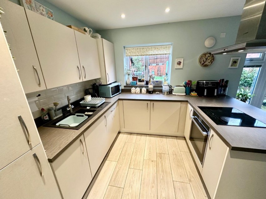 Images for Hazel Close, Eden Park, Rugby
