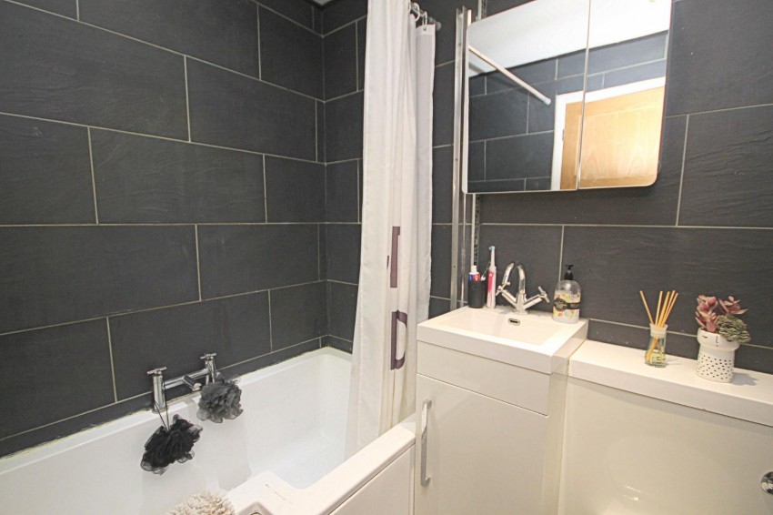 Images for Lindisfarne Way, Northampton