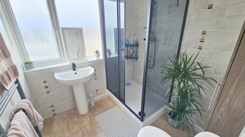 Images for 39 Northampton Road, Roade, NORTHAMPTON