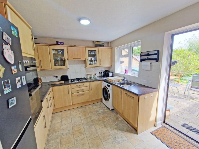 Images for Robert Hill Close, Hillmorton, Rugby