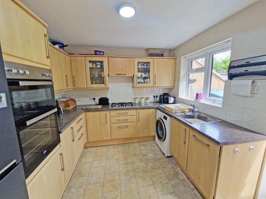 Images for Robert Hill Close, Hillmorton, Rugby