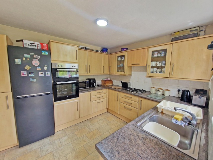 Images for Robert Hill Close, Hillmorton, Rugby