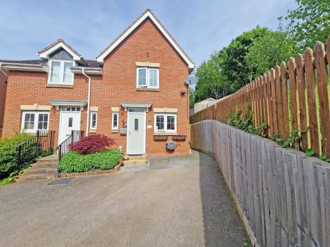 View Full Details for Gardeners End, RUGBY