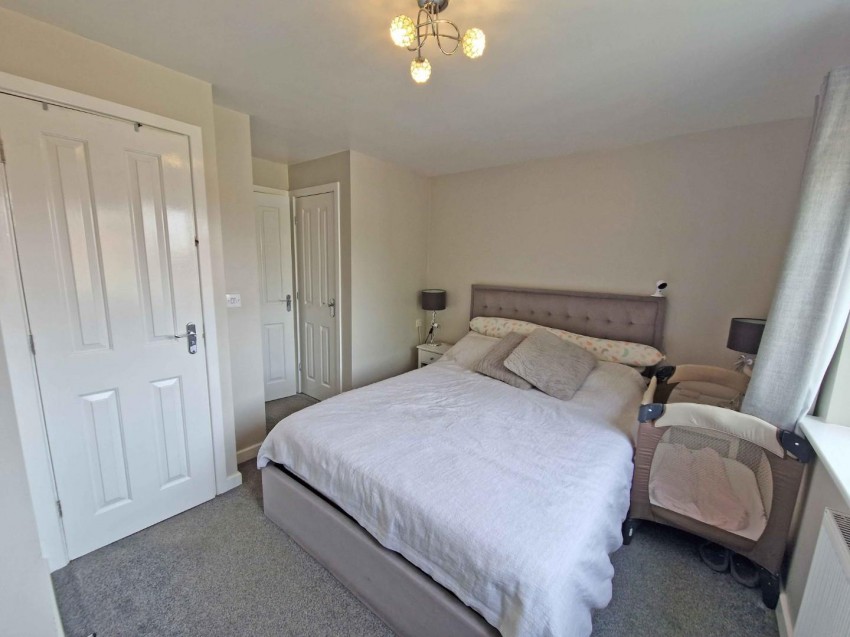 Images for Gardeners End, RUGBY