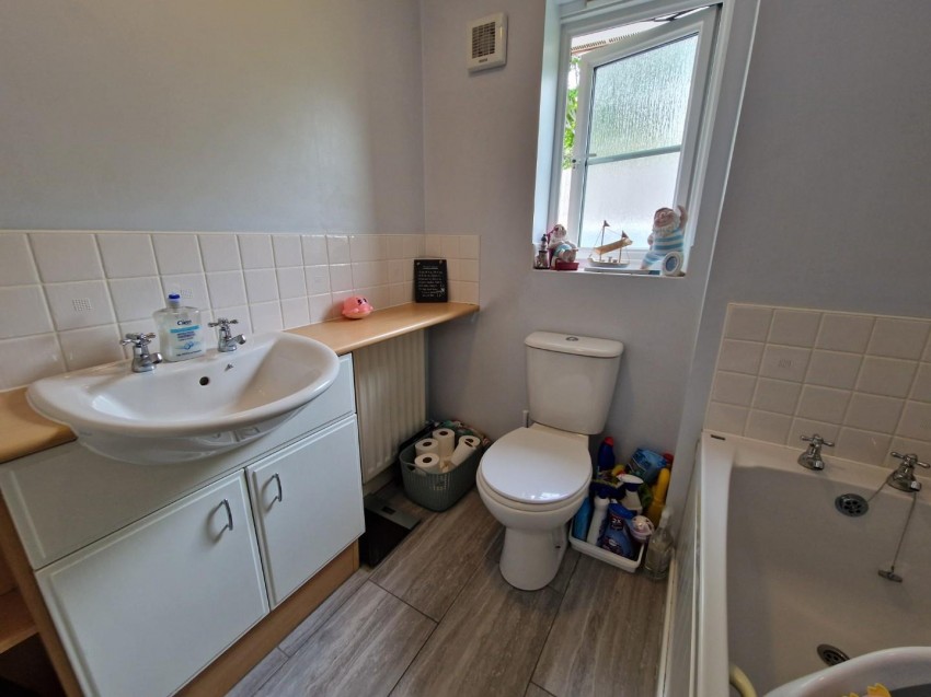 Images for Gardeners End, RUGBY