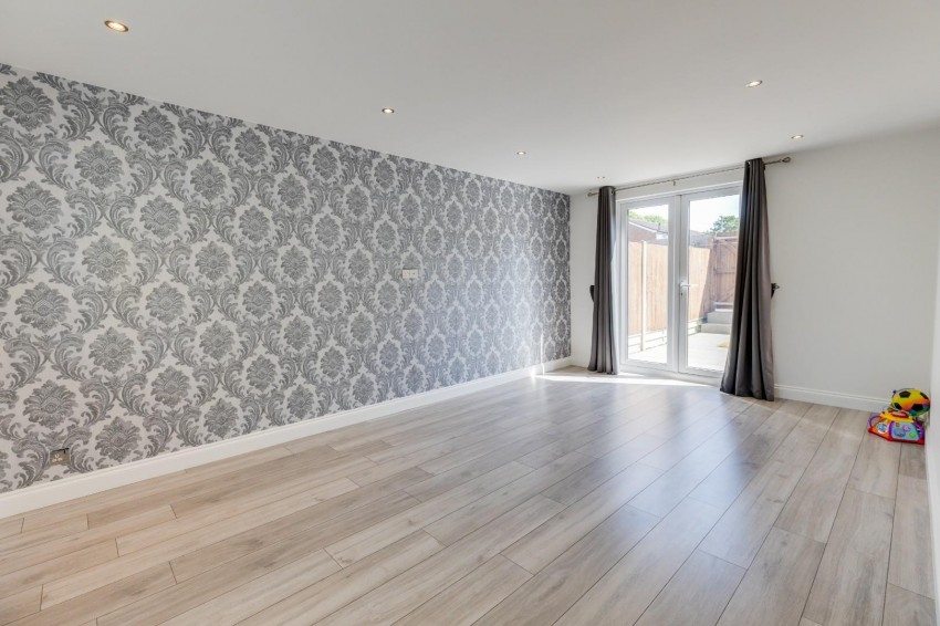 Images for Stoneyhurst, Briar Hill, Northampton