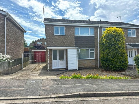View Full Details for Derwent Close, Rugby