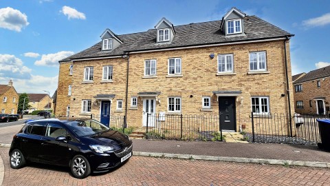View Full Details for Howards Way, NORTHAMPTON