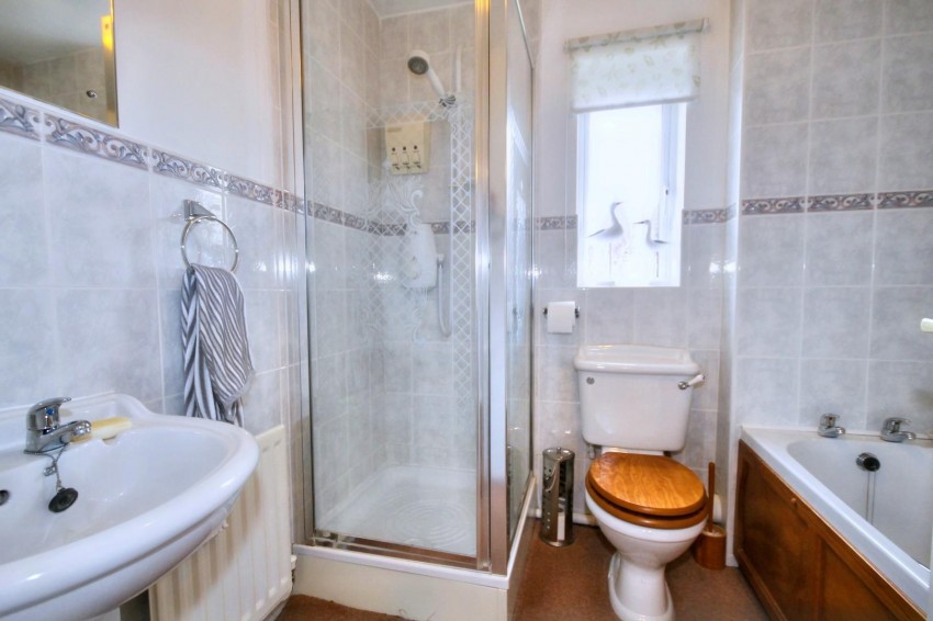 Images for Burrows Vale, Brixworth, Northampton