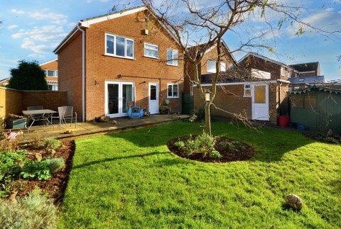 View Full Details for Oxford Close, Earls Barton, Northampton