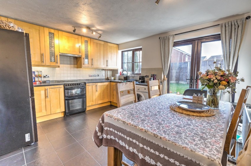 Images for Barnet Close, Buckingham Fields