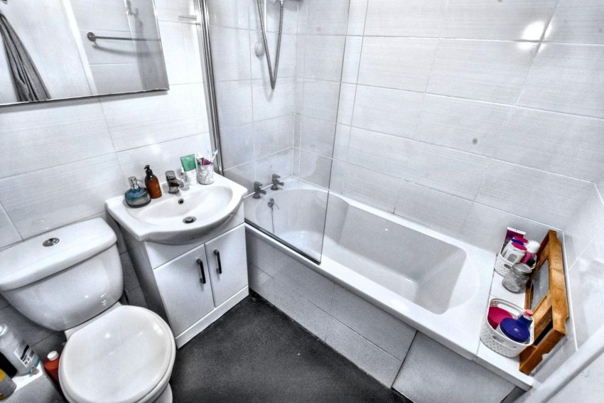 Images for Southfield Avenue, Far Cotton
