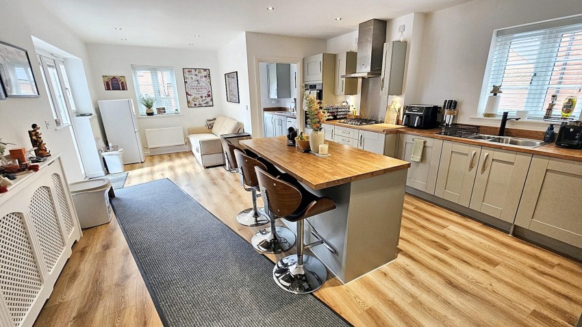 Images for The Gravel, Roade, Northampton